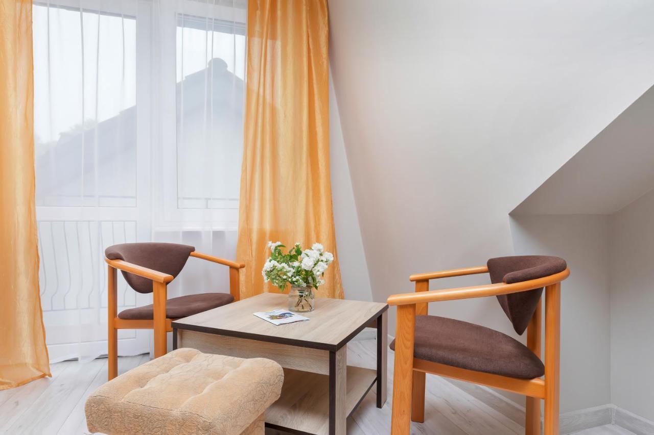 Hotel Perla Baltyku à Pustkowo Extérieur photo